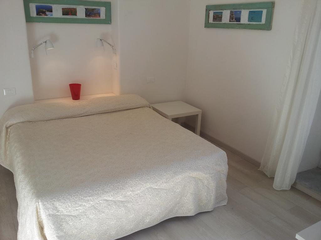 Appartamenti Del Comandante Santa Marina Salina Room photo